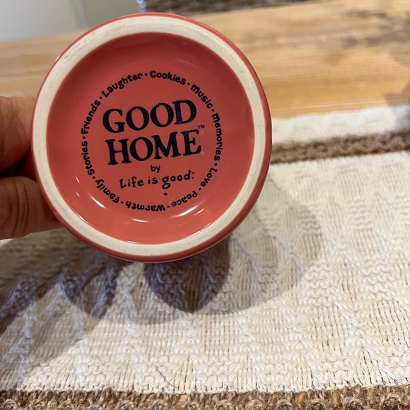 2 coffee cups! Starbucks cup. Life is good cup. - Picture 7 of 9